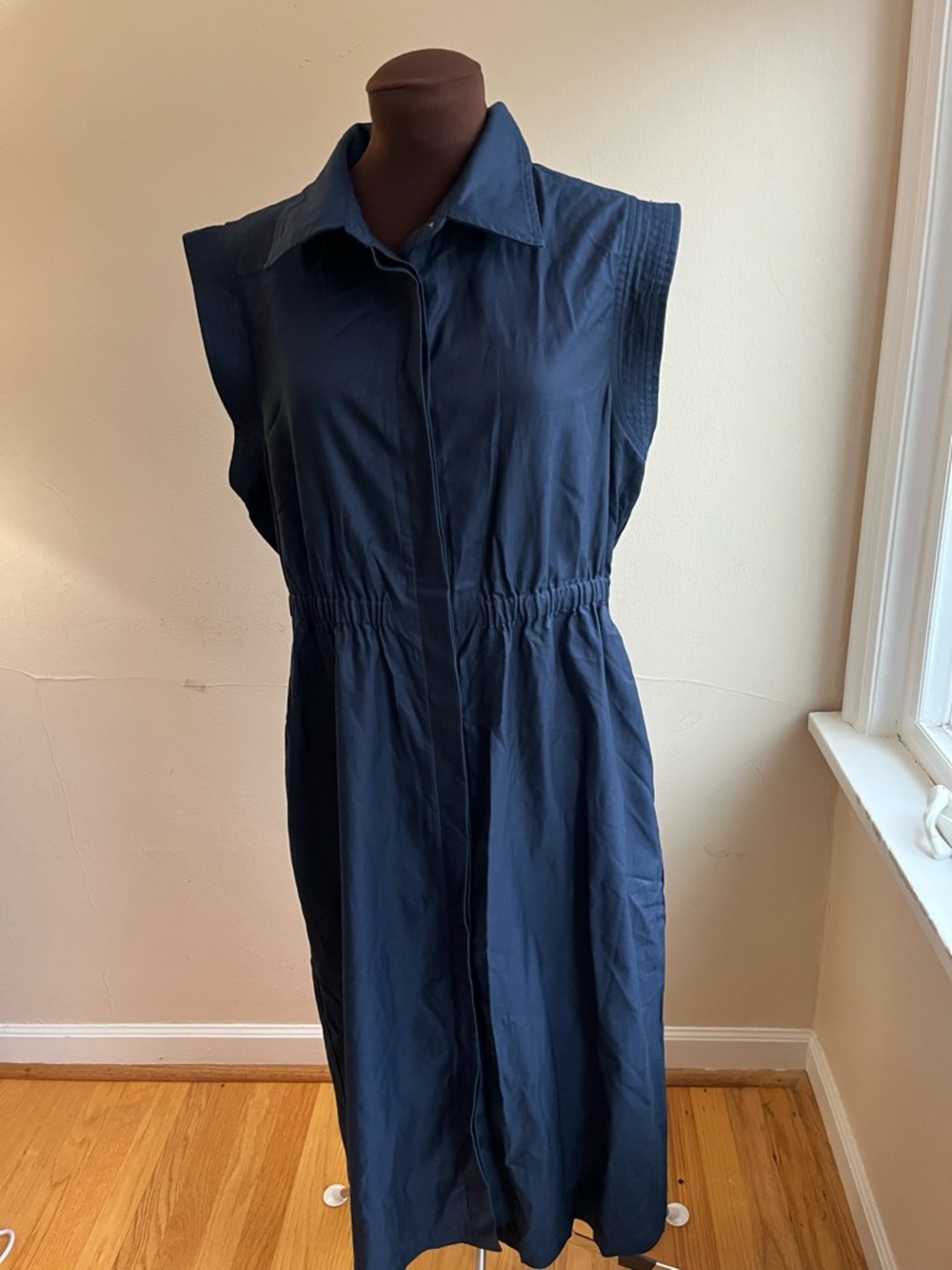 Banana Republic Utility Shirt Dress. L Petite